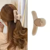 🍂 Love Plush Hair Clip – Cozy Autumn & Winter Style