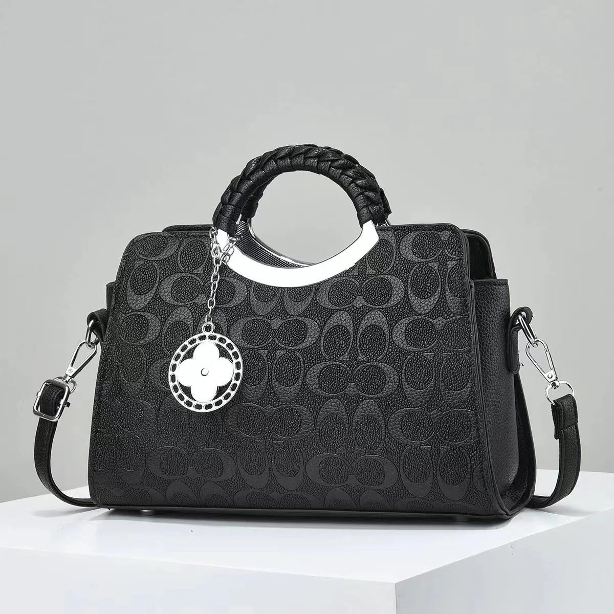 β¨ Coach Brand Handbag β Elegant Designer Purse for Modern Women π